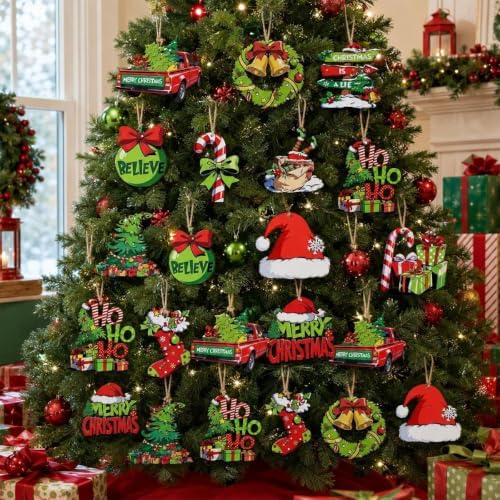24-Piece Wooden Christmas Hanging Ornaments, Green Tree Decorations in Classic Patterns