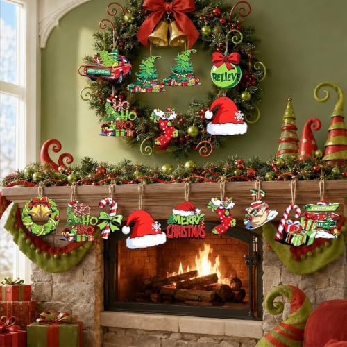 24-Piece Wooden Christmas Hanging Ornaments, Green Tree Decorations in Classic Patterns