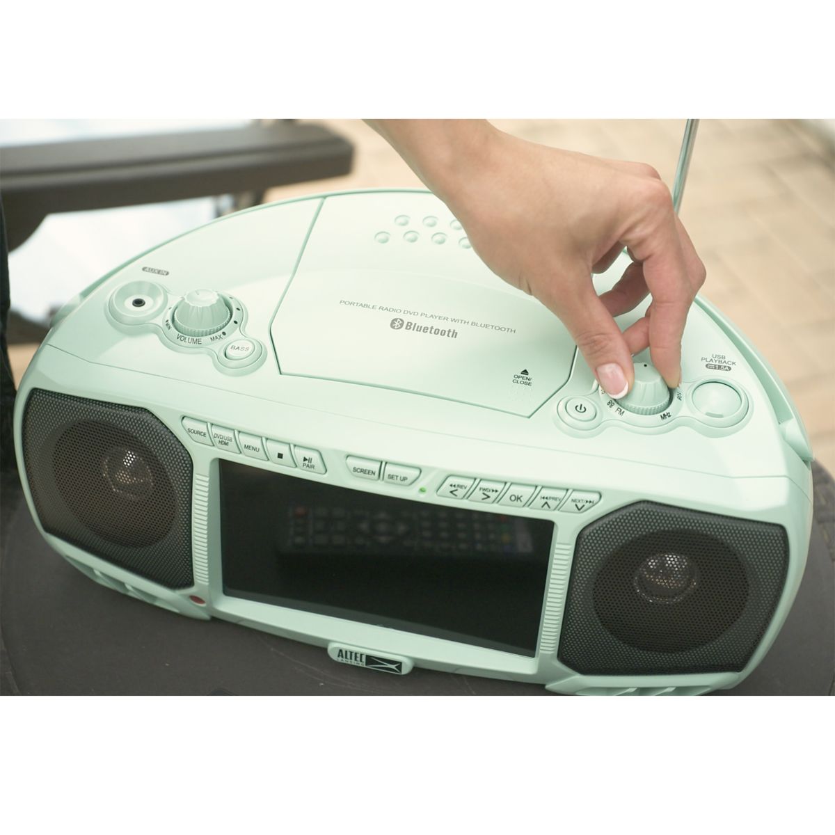 Altec Lansing 7 inch TV Bluetooth boombox